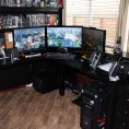 excellent-computer-gaming-setup-with-the-crimson-dragon-3-monitor-gaming-pc-desk-setup