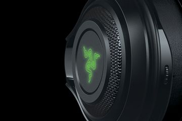 Razer kablosuz 7.1 kulaklığını duyurdu: ManO’War