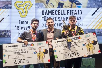 Gamecell FIFA17 Finalinde goller doksana atıldı!